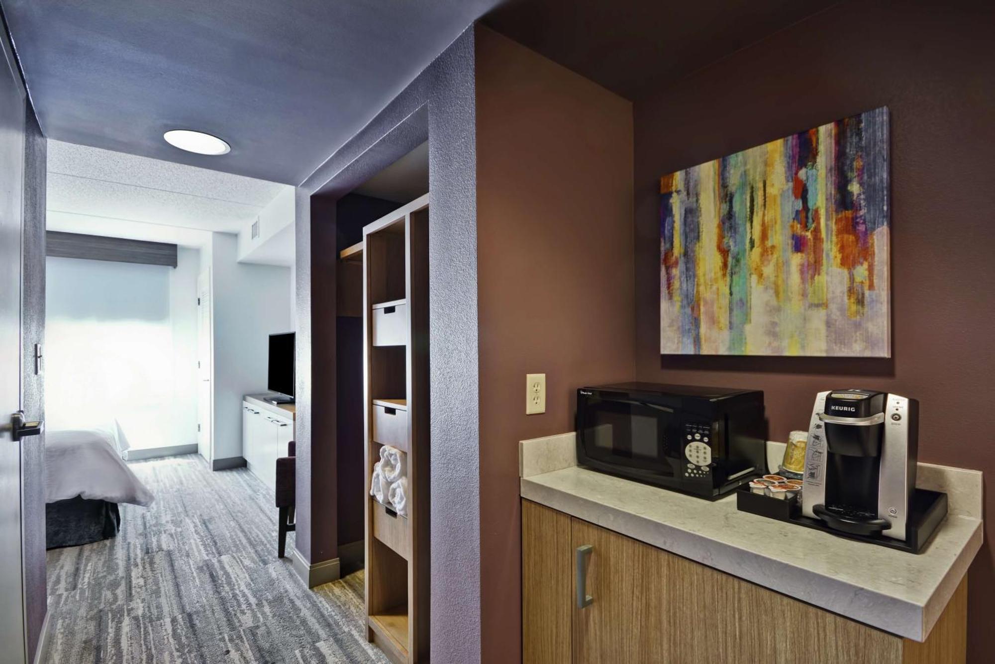 Hilton Garden Inn Panama City Exterior photo